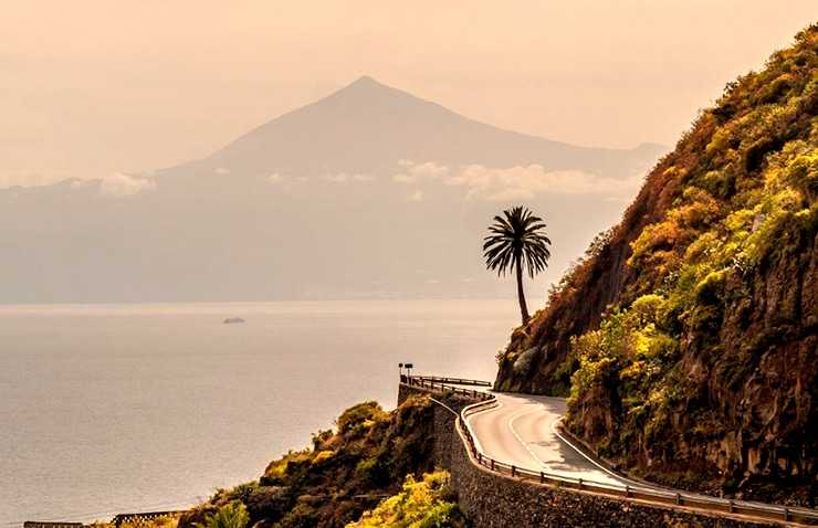 La calima y las gomas: ¿cómo afecta este fenómeno canario al agarre de tus ruedas?