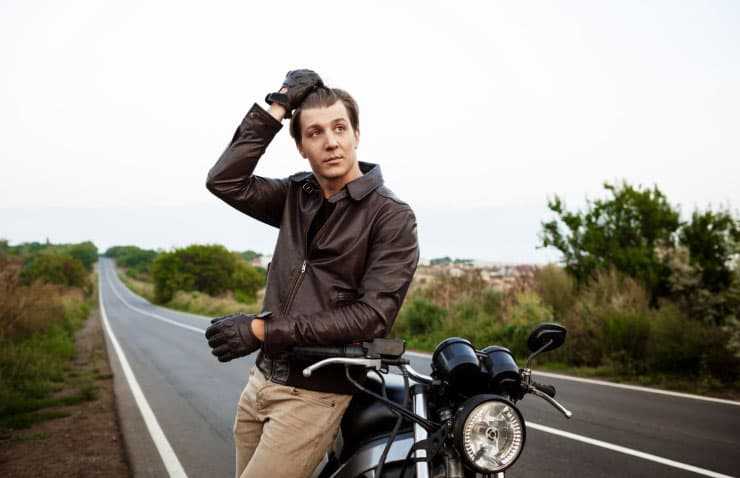 ¿Moto carburada o con inyección electrónica? Guía para entender las diferencias