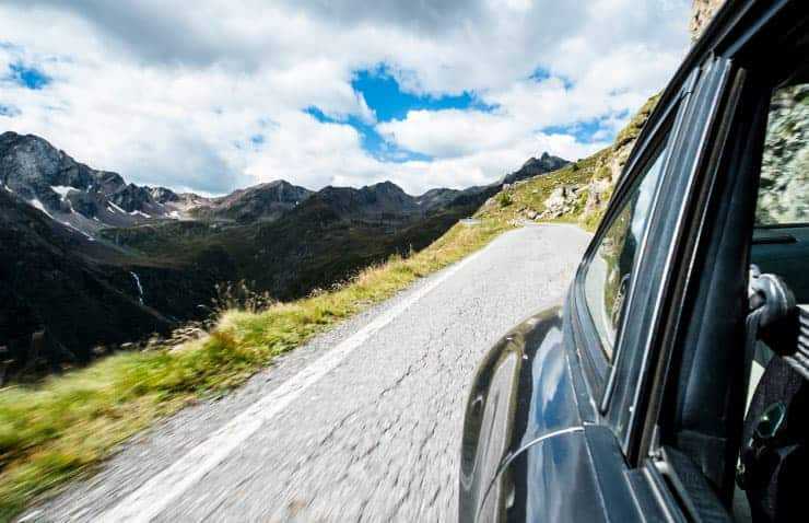 Consejos para frenar en subidas y bajadas pronunciadas