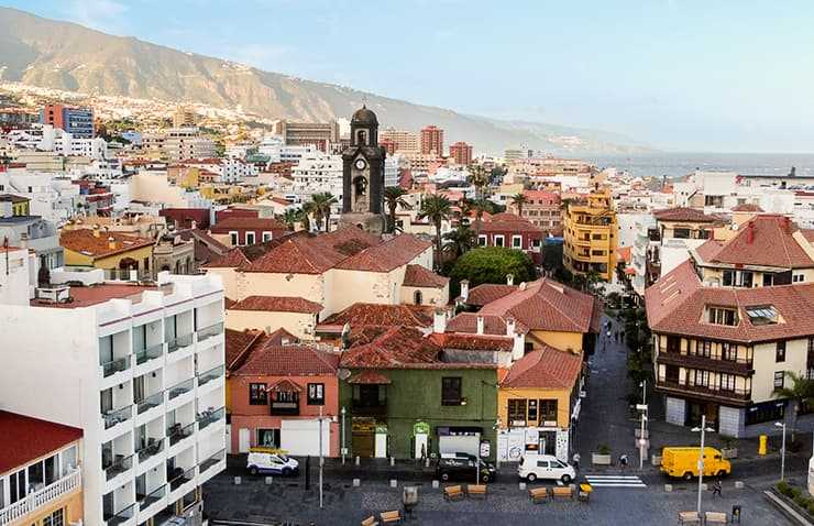 Largas colas en Canarias: consejos prácticos para avanzar más rápido
