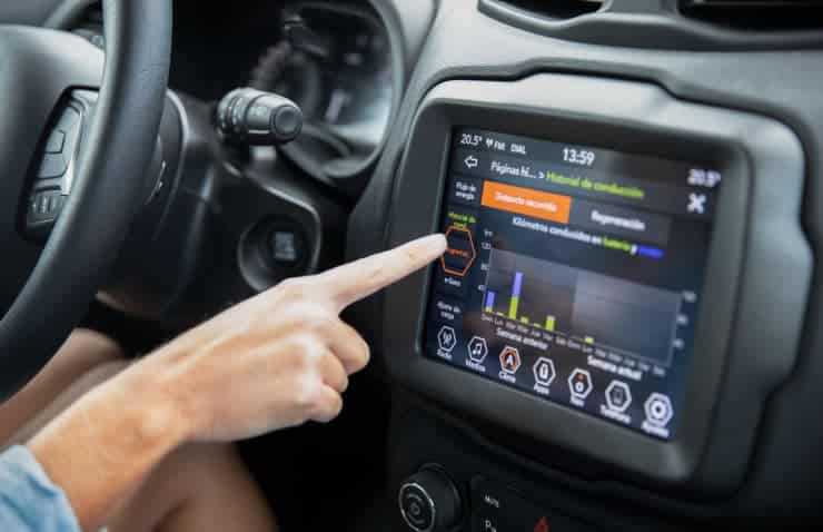 Los sistemas de infoentretenimiento: ¿son necesarios?